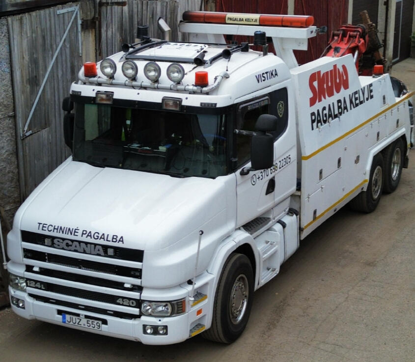 Techninė pagalba sunkiasvoriam transportui kelyje